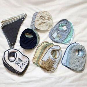 30pcs Assorted Baby Bibs LOT